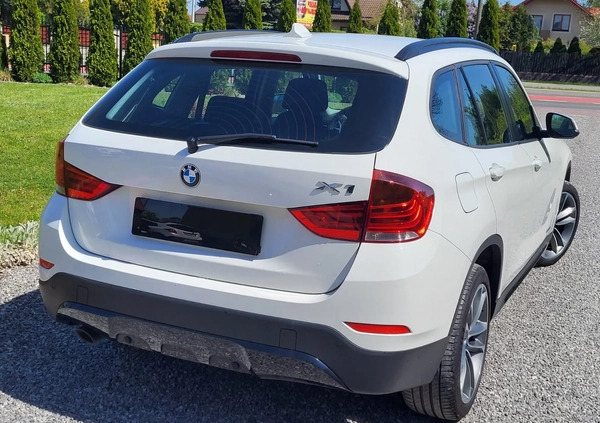 BMW X1 cena 47900 przebieg: 235000, rok produkcji 2014 z Lubartów małe 211